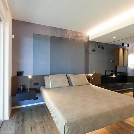 Mirabello Private Pool