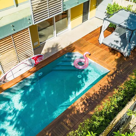 Mirabello Private Pool